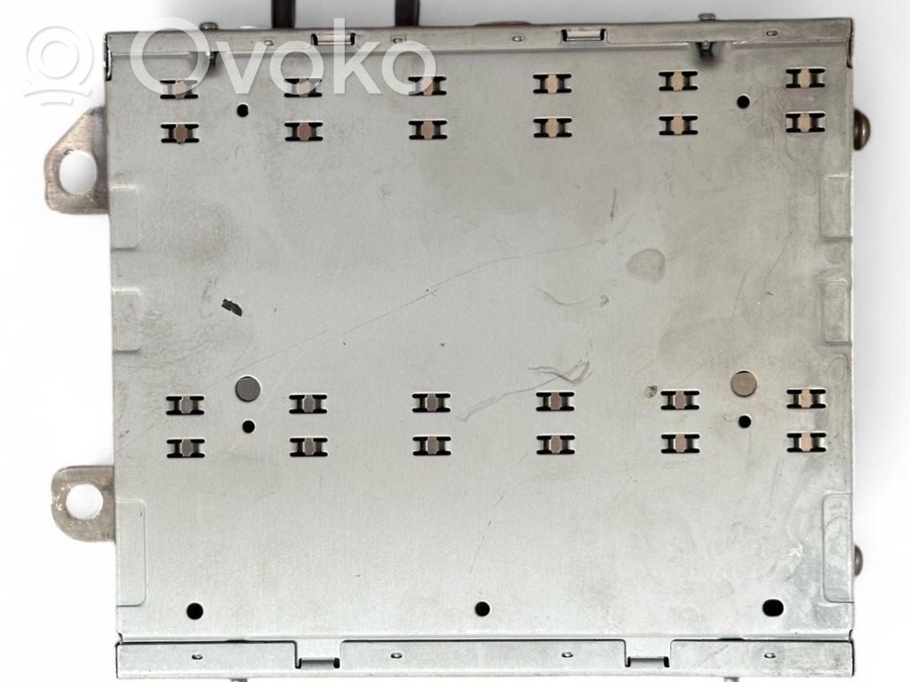 Land Rover Evoque II Panel / Radioodtwarzacz CD/DVD/GPS 