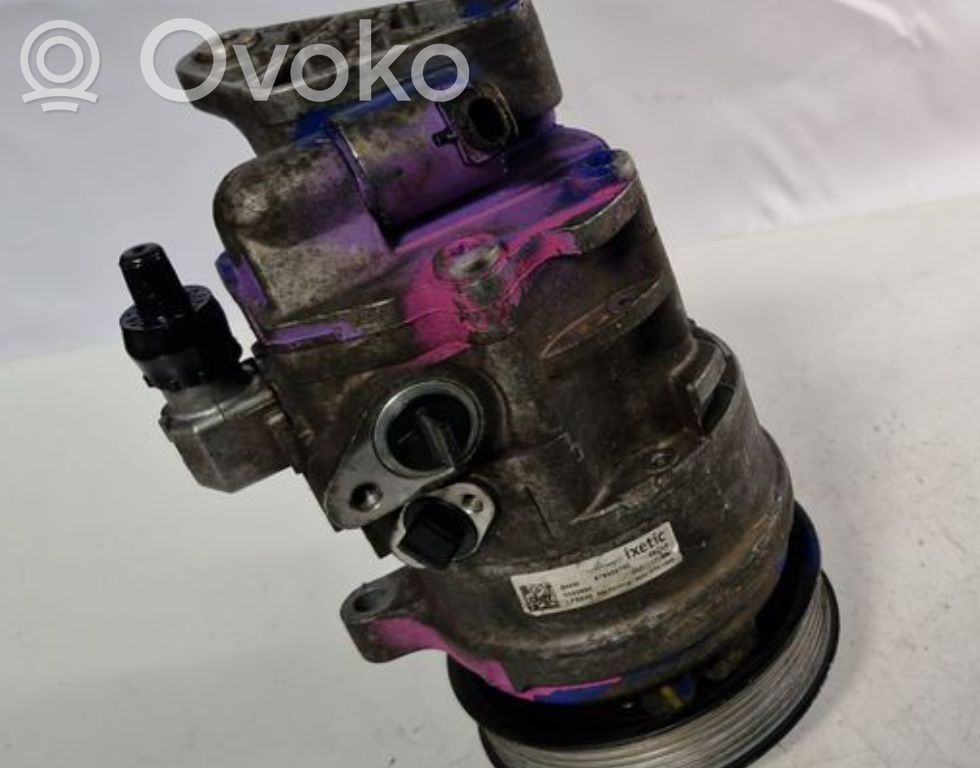BMW X5 E70 Air conditioning (A/C) compressor (pump) 