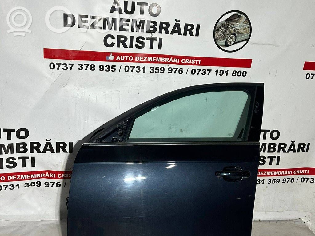 Puerta delantera