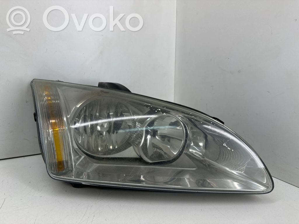 Ford Focus Headlight/headlamp 