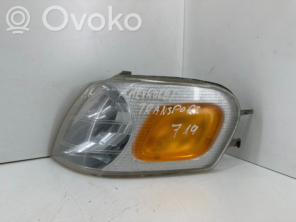 Chevrolet Trans Sport Front indicator light 
