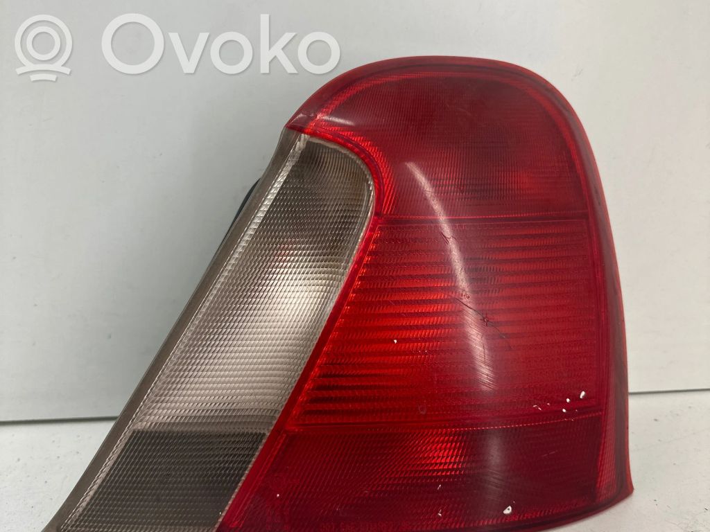 Rover 75 Aizmugurējais lukturis virsbūvē 