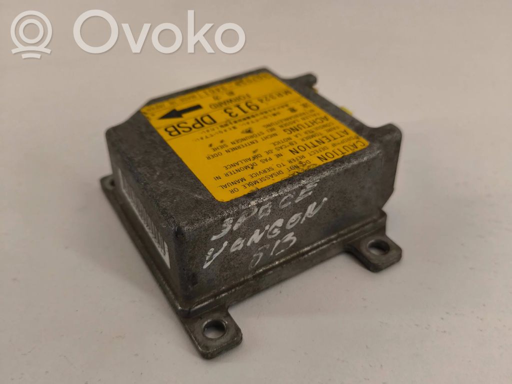 Mitsubishi Space Wagon Airbag control unit/module 