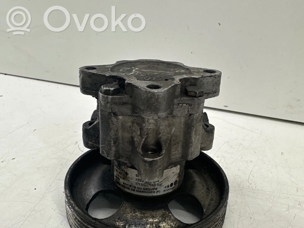 Peugeot 807 Power steering pump 