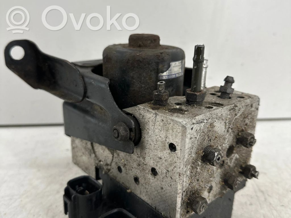 Lexus IS 200-300 Bomba de ABS 