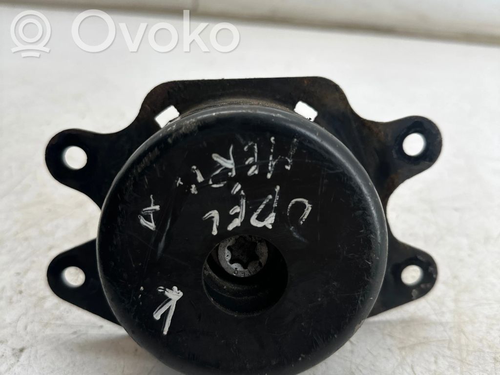 Opel Meriva A Engine mount bracket 