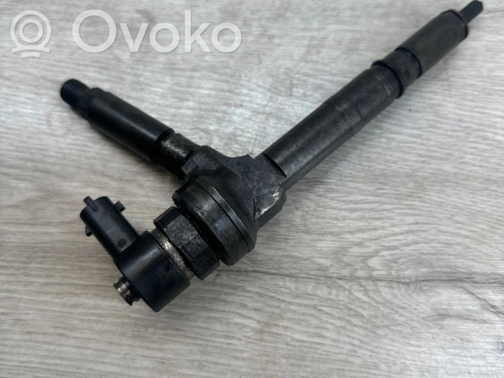 Opel Astra H Inyector de combustible 
