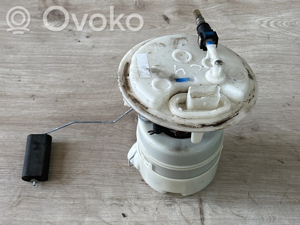 Citroen C4 I Bomba interna de combustible 