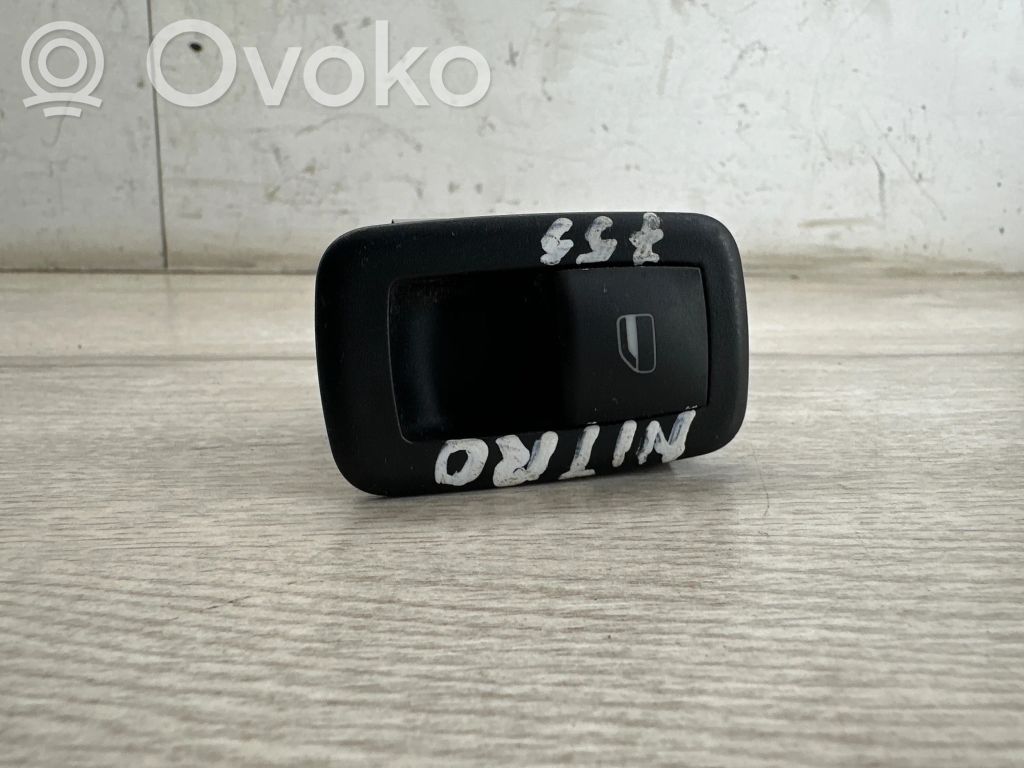 Dodge Nitro Electric window control switch 