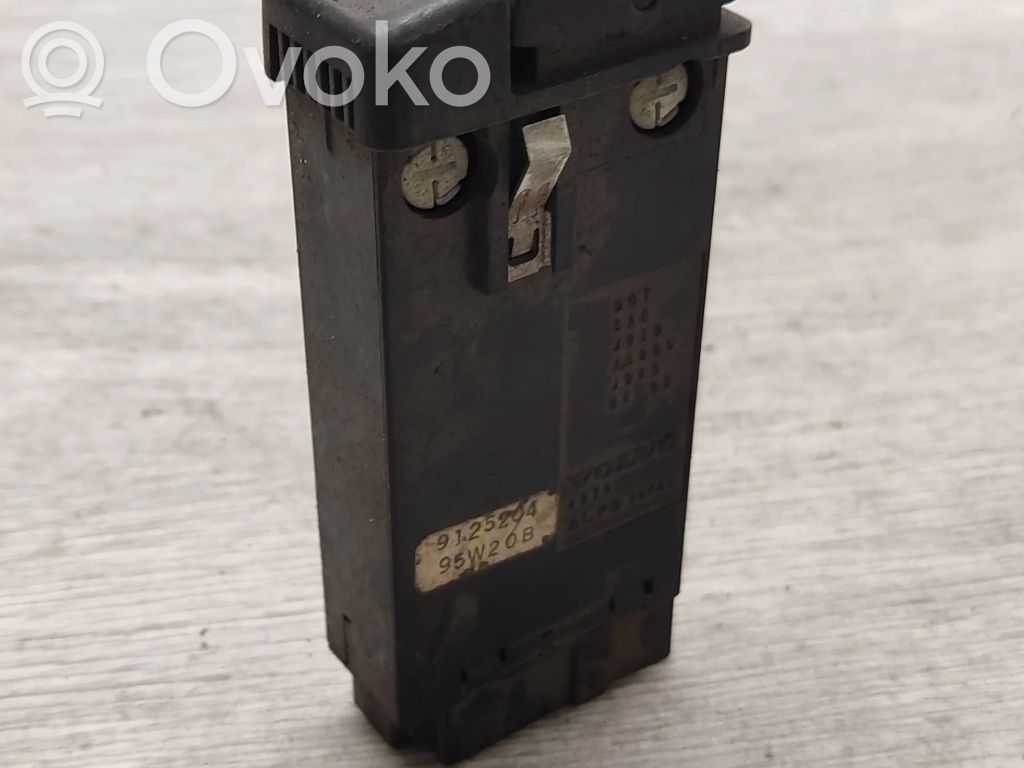 Volvo 850 Hazard light switch 