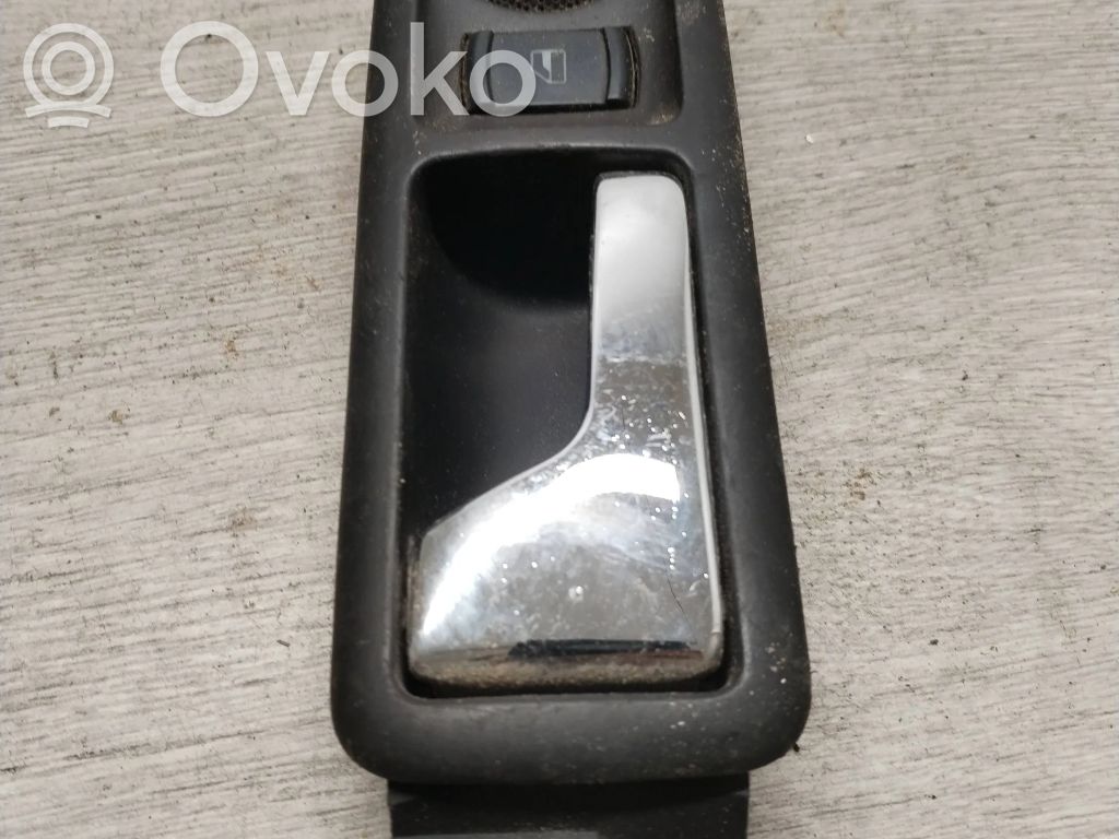 Volkswagen PASSAT B5.5 Manecilla interna puerta delantera 