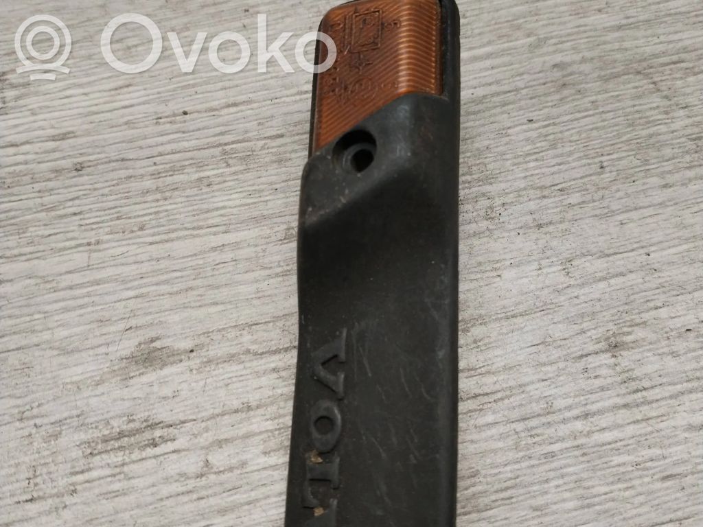 Volvo 240 Front fender indicator light 
