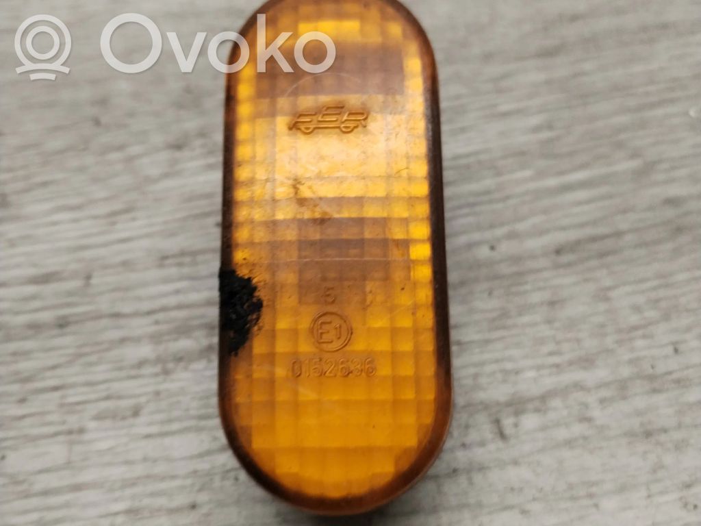 Front fender indicator light   0152636