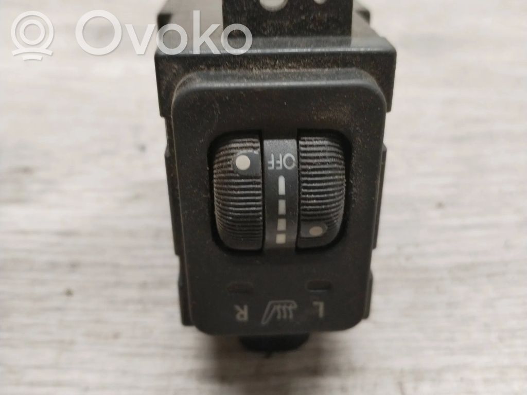 Volkswagen PASSAT B6 Vairo mygtukai/ jungtukai 