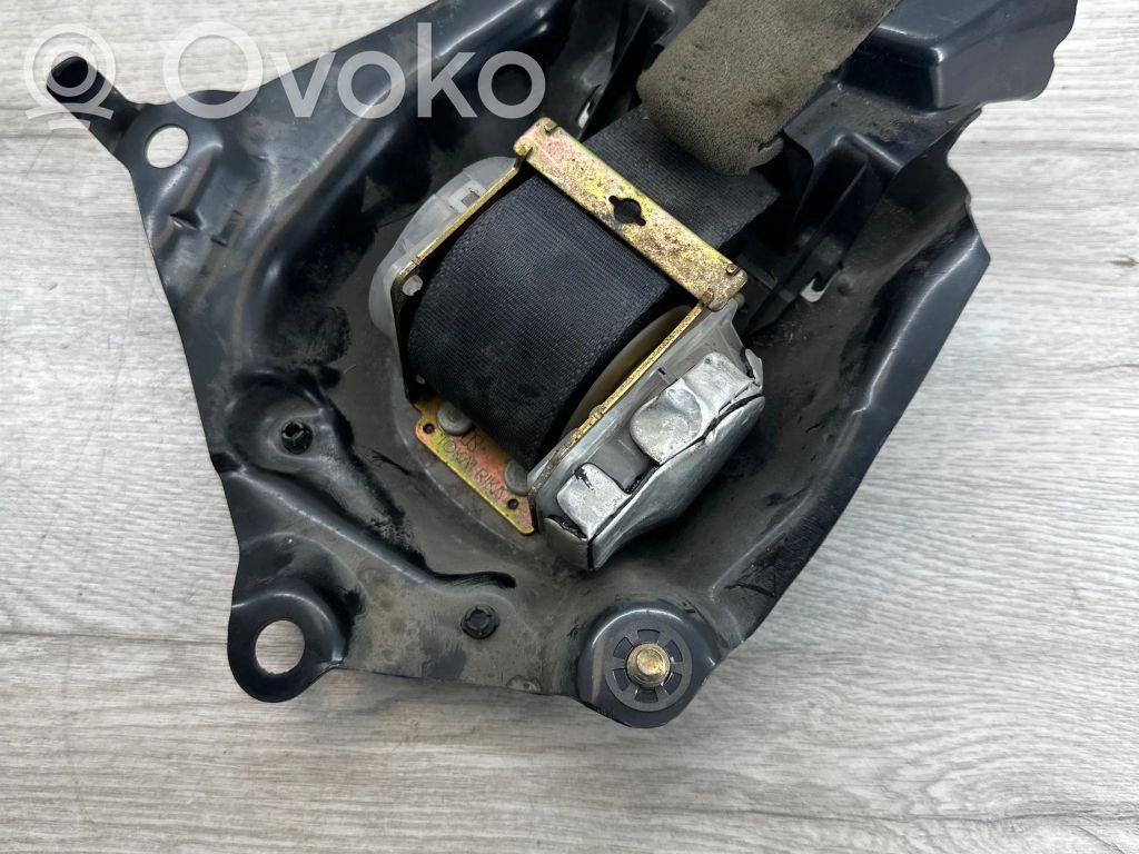 Toyota RAV 4 (XA20) Cinturón trasero 