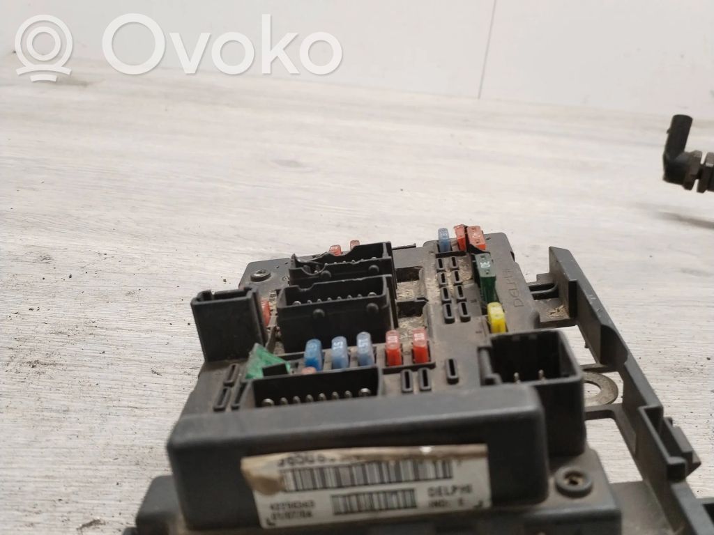 Peugeot 206 Drošinātāju bloks 