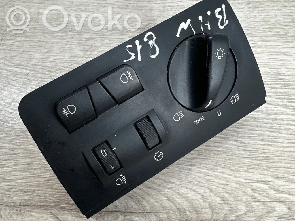 Light switch   6909776,020141,037045060