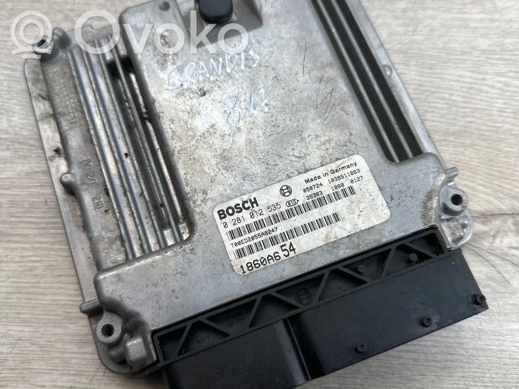 Mitsubishi Grandis Engine control unit/module 