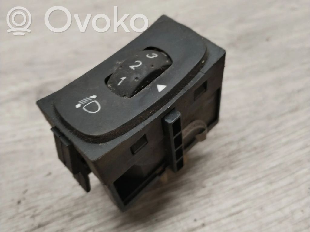 Renault Vel Satis Headlight level height control switch 