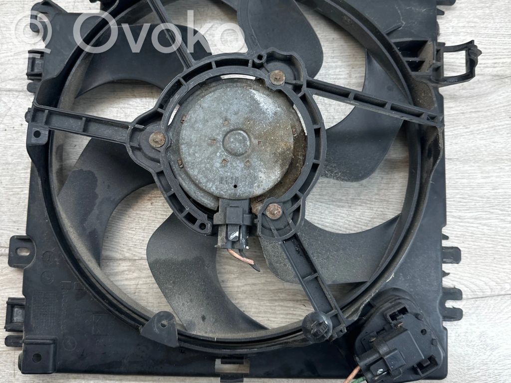 Renault Clio III Elektrinis radiatorių ventiliatorius 