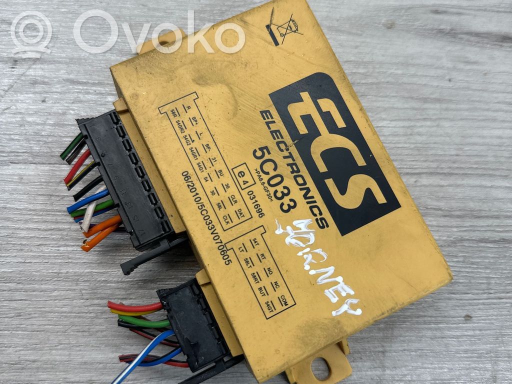 Dodge Journey Tow bar trailer control unit/module 