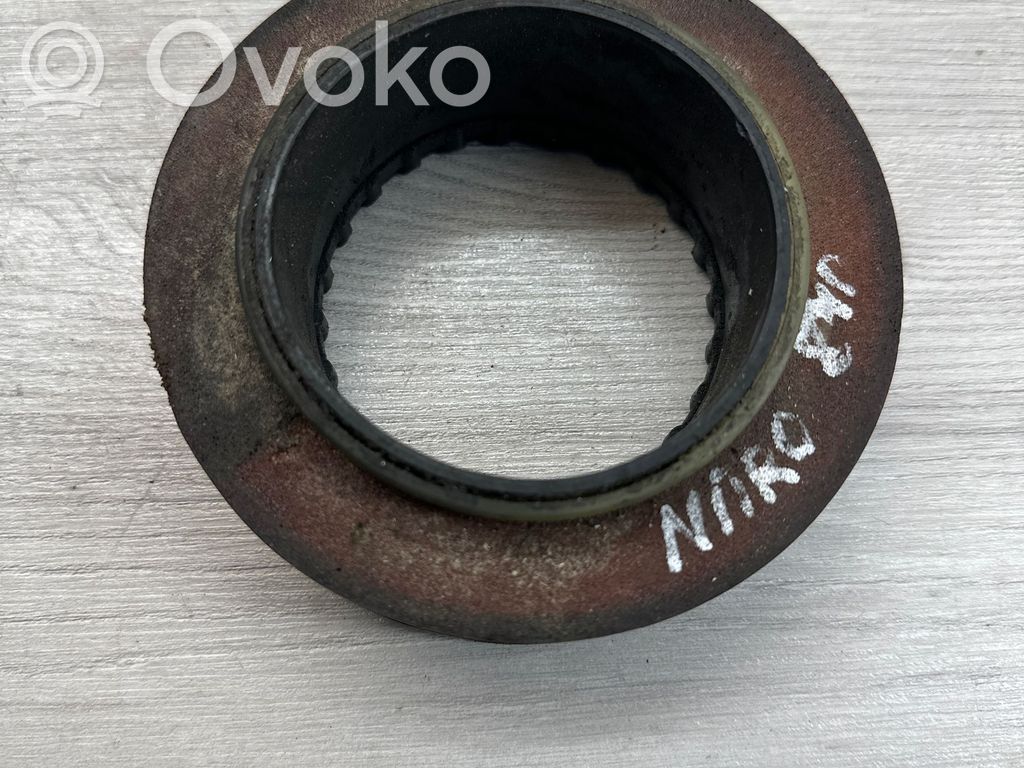 Coil spring mount   05171093AC