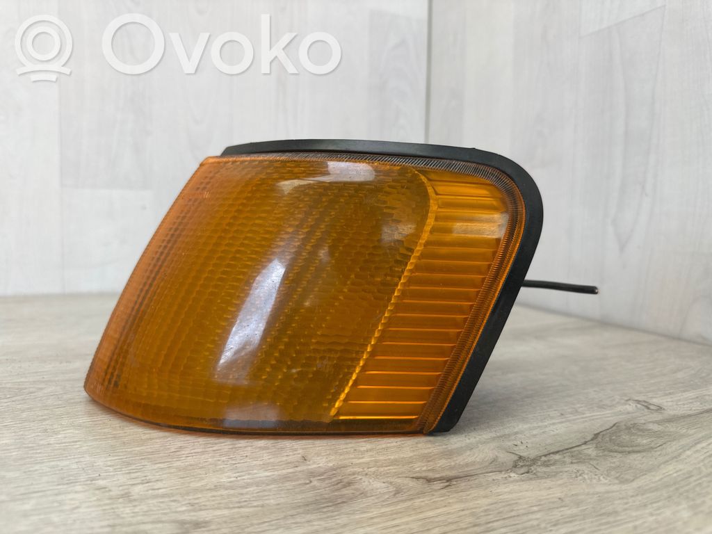 Ford Scorpio Front indicator light 