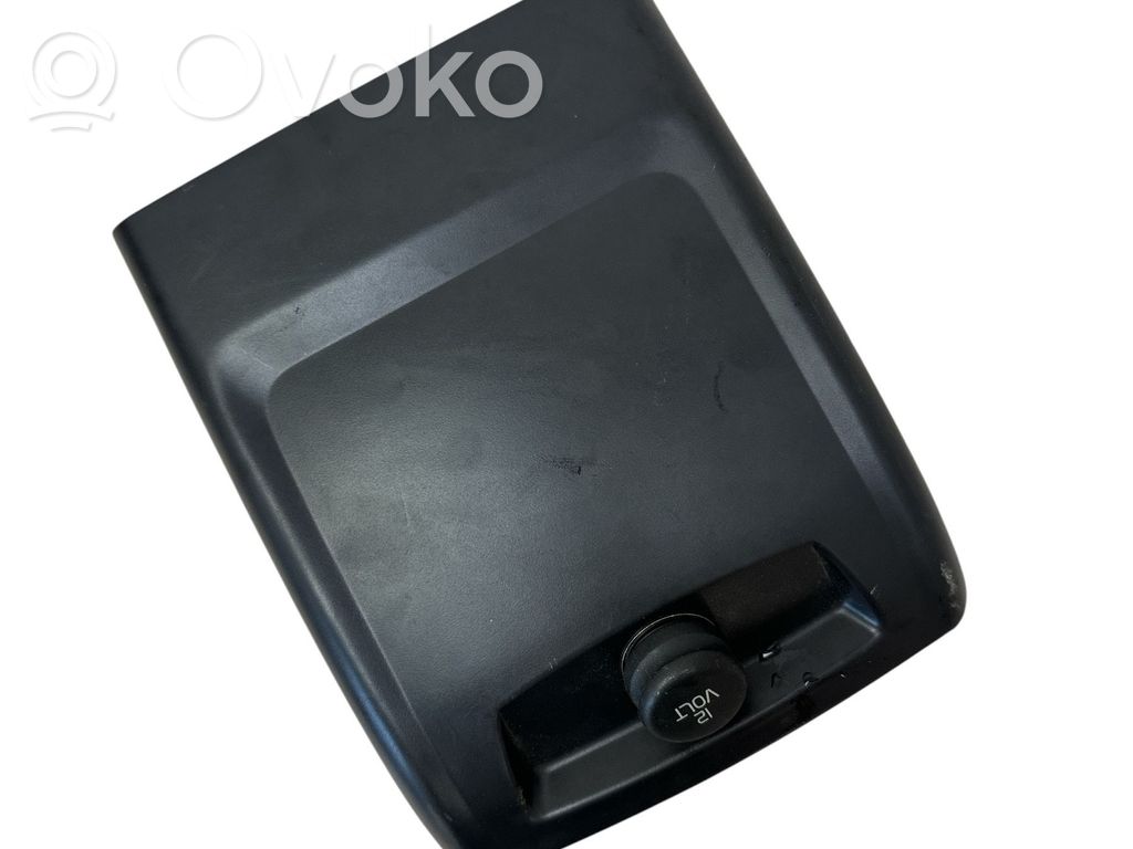 Volvo C30 Enchufe de 12V (trasero) 