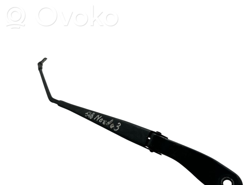Mazda 3 I Front wiper blade arm 