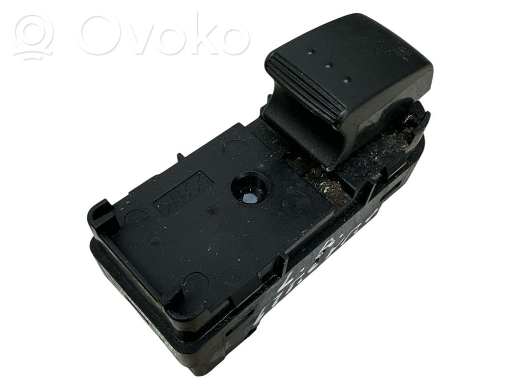 Mazda 5 Electric window control switch 