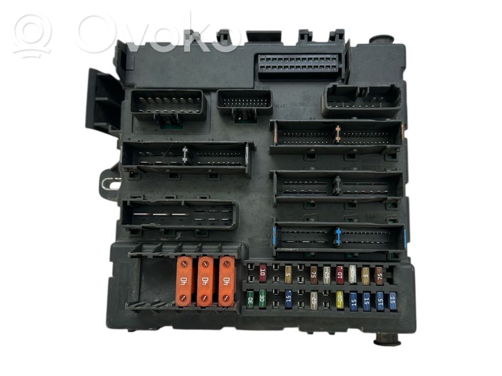 Opel Vectra C Fuse module 