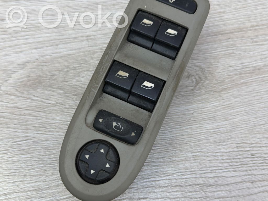 Citroen C5 Electric window control switch 