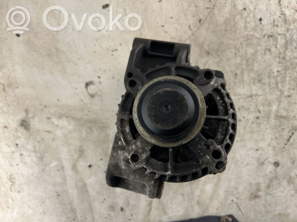 Opel Combo D Alternador 