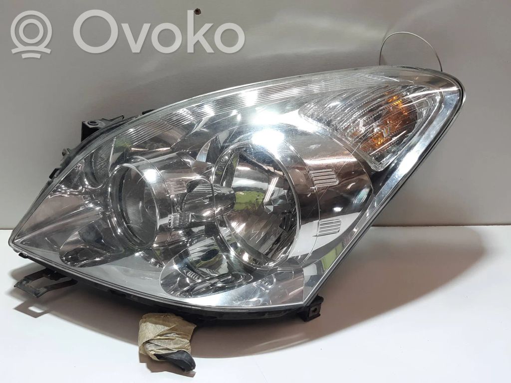 Toyota Corolla Verso E121 Headlight/headlamp 