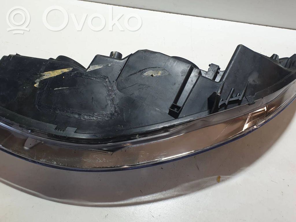 Peugeot 407 Headlight/headlamp 