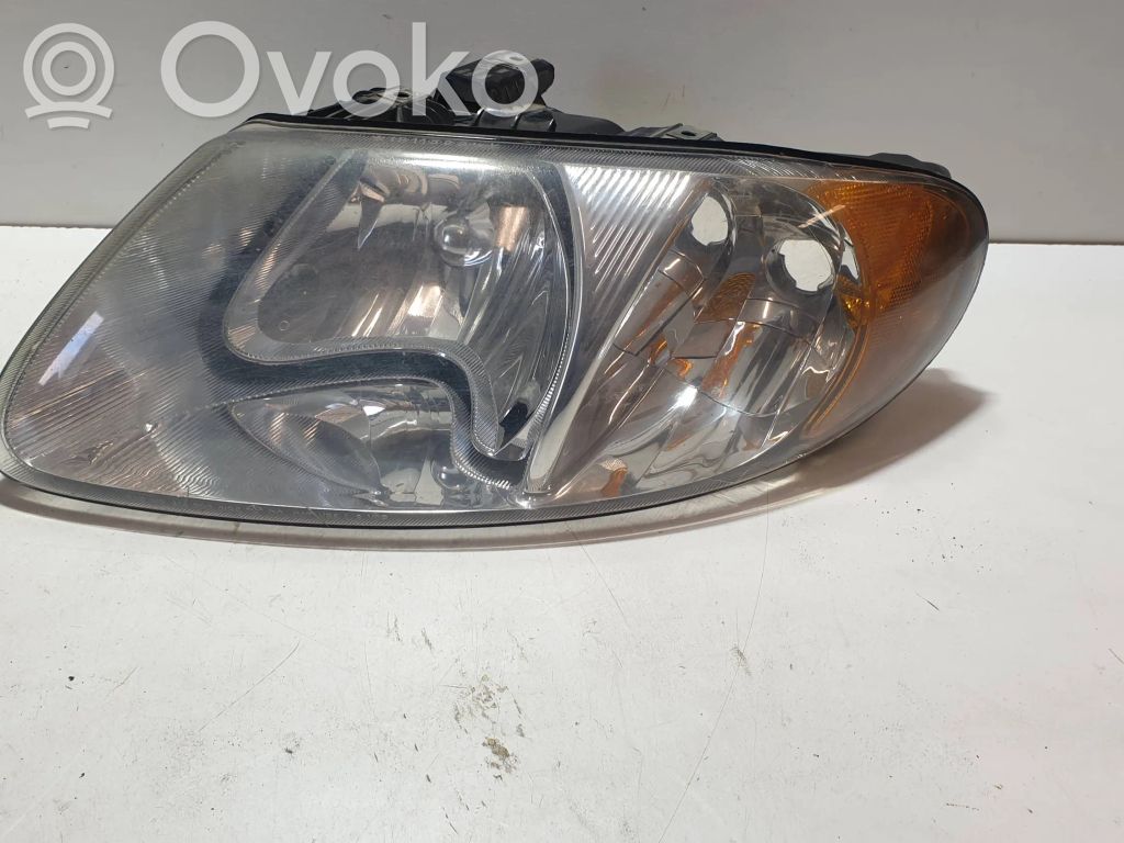 Chrysler Grand Voyager IV Scheinwerfer 