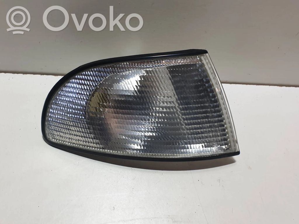 Audi A4 S4 B5 8D Frontblinker 