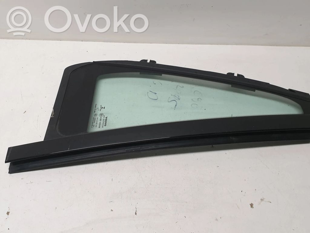 Volvo XC90 Geam aerisire ușă spate 