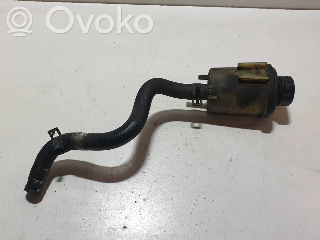 Volvo S80 Ohjaustehostimen nestesäiliö 