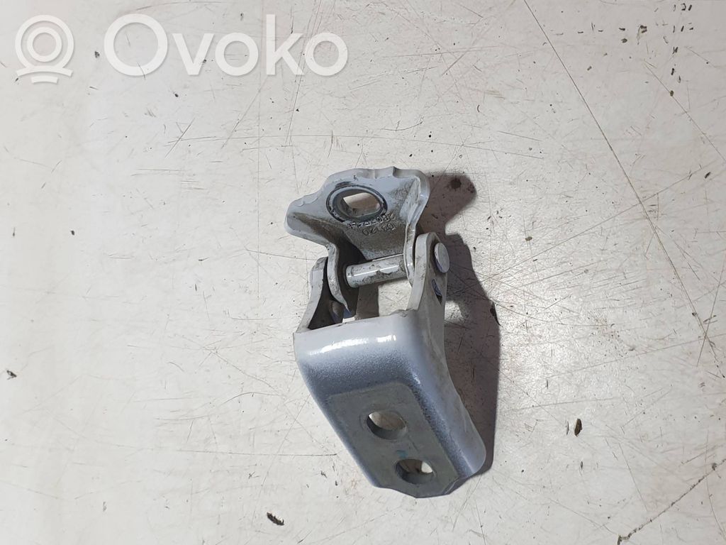 Renault Clio V Rear door lower hinge 
