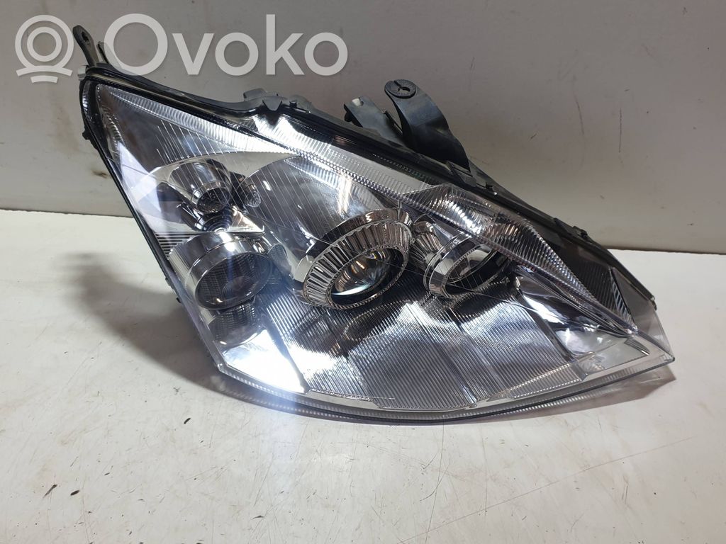 Ford Focus Phare frontale 