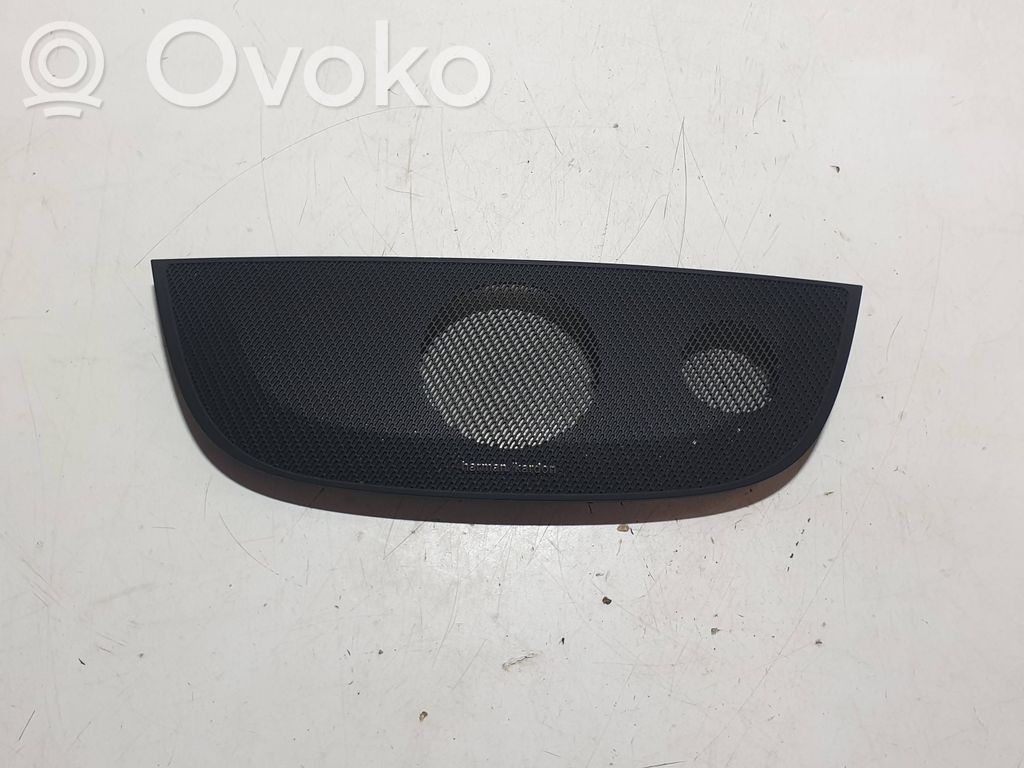 Volvo XC40 Maskownica centralnego głośnika deski rozdzielczej 