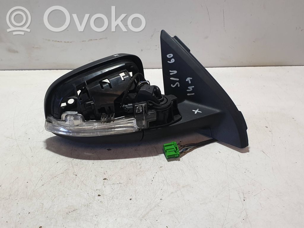 Volvo V60 Elektryczne lusterko boczne drzwi przednich 