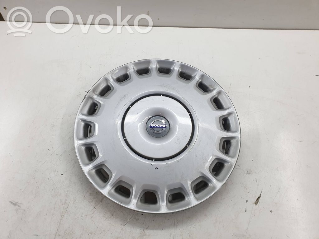 Volvo V50 R16 wheel hub/cap/trim 