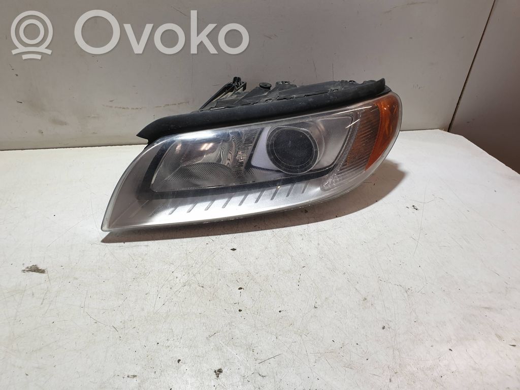 Volvo XC70 Headlight/headlamp 