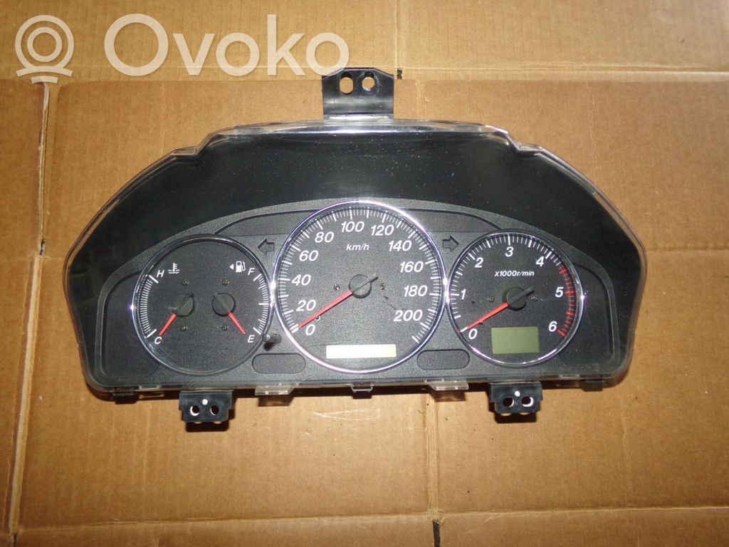 Mazda MPV II LW Spidometrs (instrumentu panelī) 