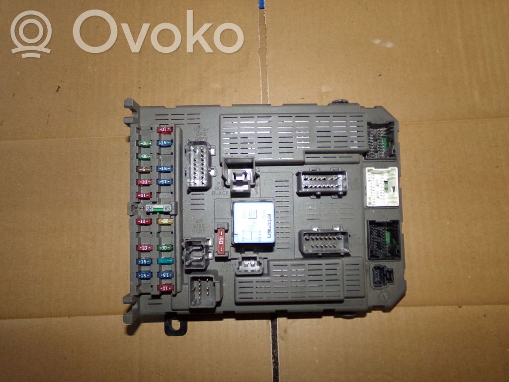 Citroen C5 Fuse module 