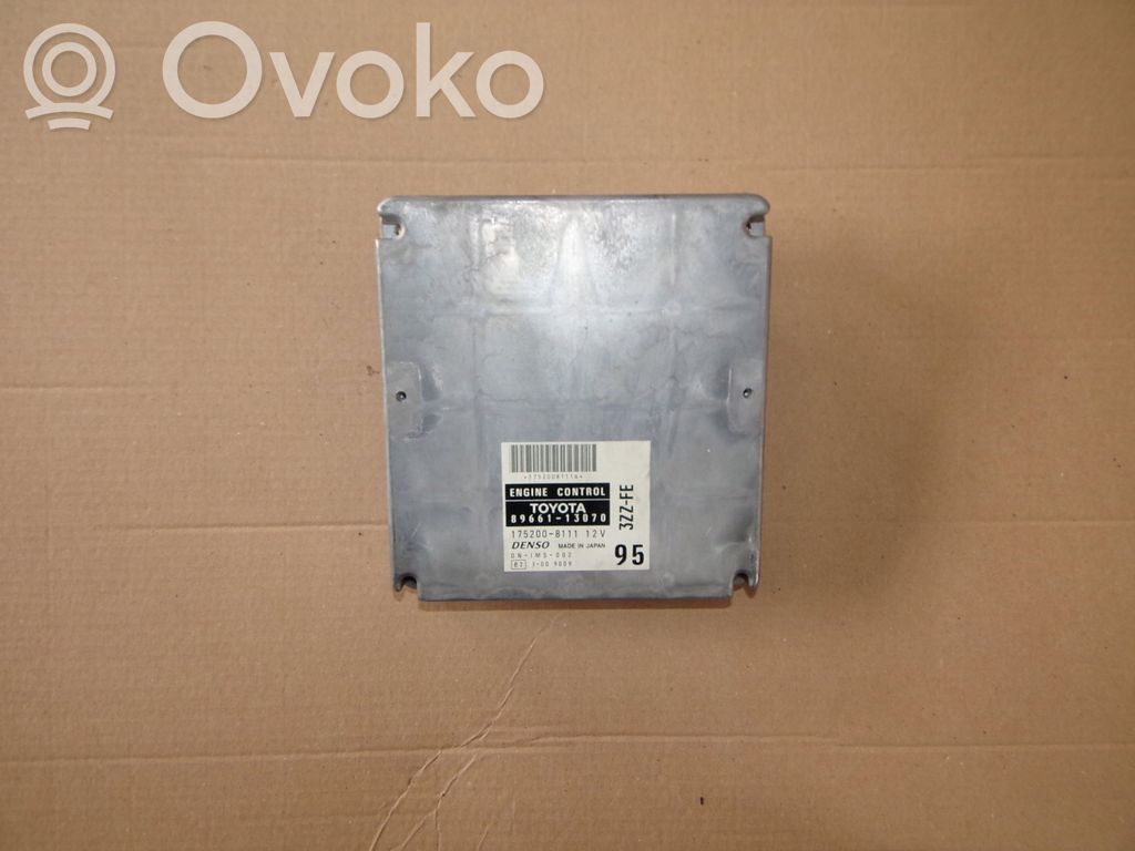 Toyota Corolla Verso E121 Engine control unit/module 