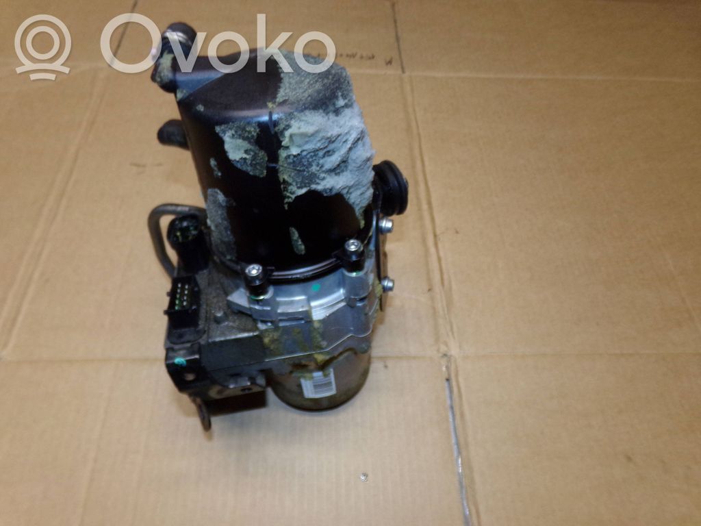 Citroen C5 Power steering pump 