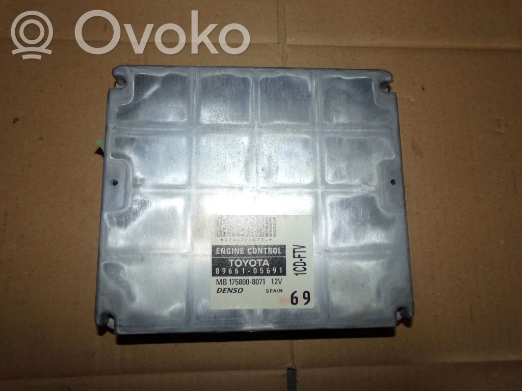 Toyota Avensis T250 Engine control unit/module 